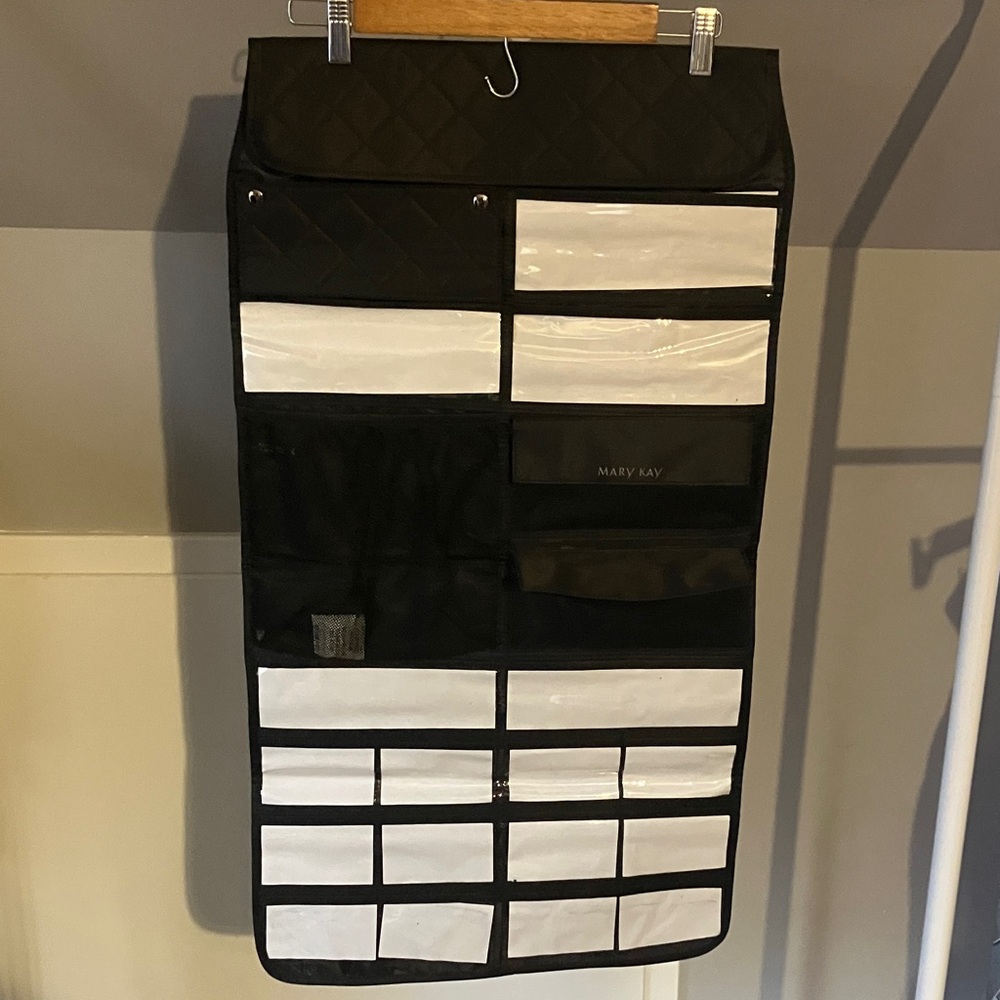 Mary Kay Black Jewelry Make-up Organizer Travel 45 pockets